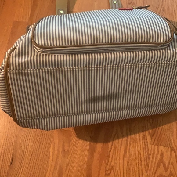 Skip Hop diaper bag - Picture 10 of 10